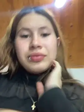 Olivia11  online show from November 20, 1:39 am