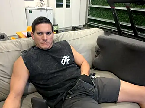 Snapshot of Matteus2000 chatting on December 22, 9:17 am Matteus2000 online show from December 22, 9:17 am