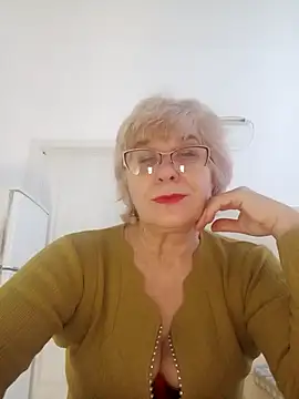 52MiaLove02 online show from January 13, 5:57 am