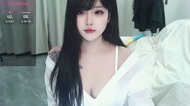 Snapshot of -caicai chatting on June 6, 12:54 pm -caicai online show from June 6, 12:54 pm