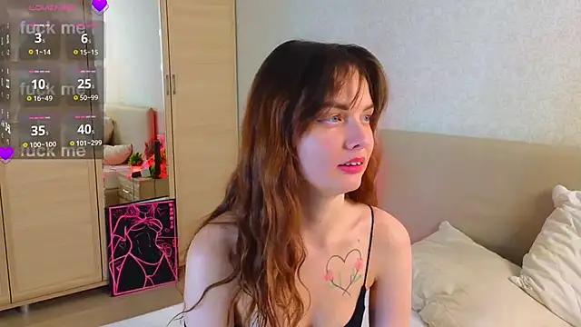 Snapshot of LisaDrake chatting on November 16, 7:30 pm LisaDrake online show from November 16, 7:30 pm