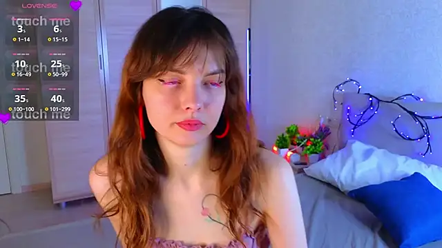 Snapshot of LisaDrake chatting on November 21, 7:34 pm LisaDrake online show from November 21, 7:34 pm