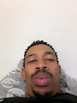 fitsexyman online show from October 6, 9:45 pm