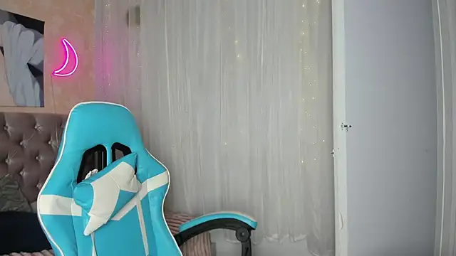 alissa grace online show from September 20, 7:59 pm