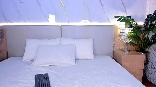 alison harper19 online show from September 26, 4:38 am
