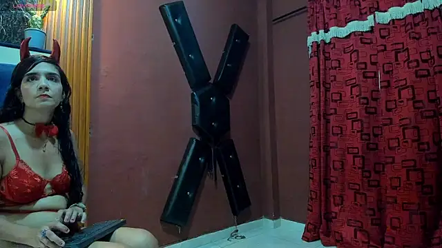 JisooLuv online show from October 31, 6:53 pm