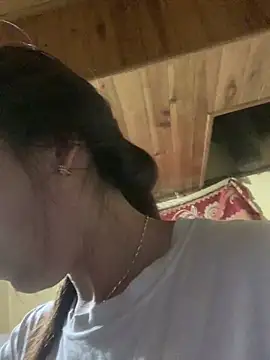 tuyetnhi-00 online show from October 14, 11:16 pm