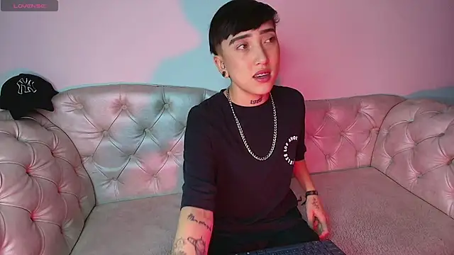 Eryx Eriscor online show from September 26, 2:32 pm