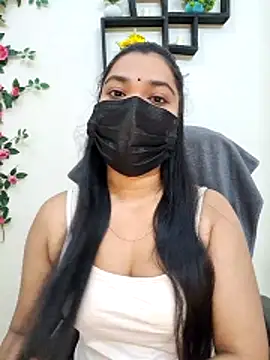 Snapshot of ariya-03 chatting on November 6, 8:15 am ariya-03 online show from November 6, 8:15 am