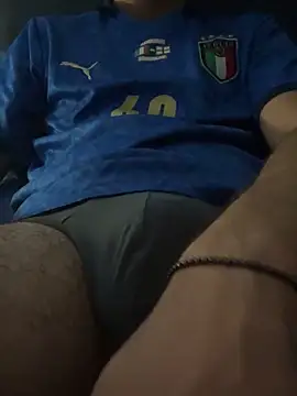 Snapshot of Ggscrotos chatting on September 11, 10:43 pm Ggscrotos online show from September 11, 10:43 pm