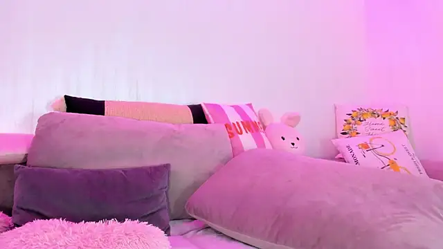 RileyNox online show from April 15, 4:08 am