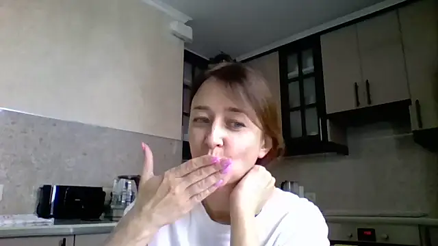 Avenique online show from October 14, 11:33 am