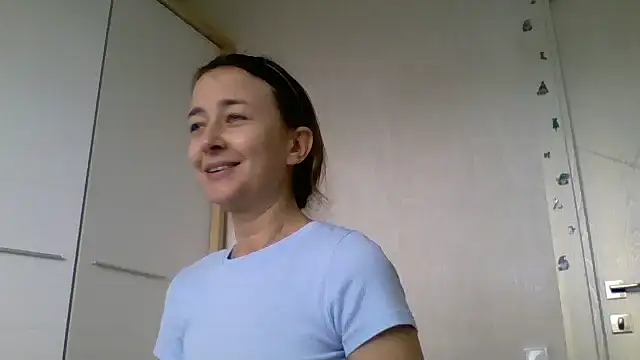 Avenique online show from October 15, 10:15 am