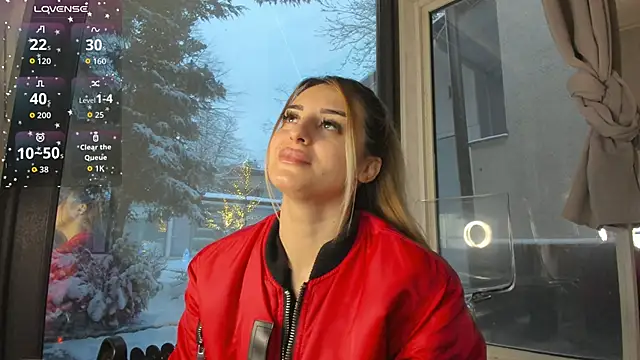 Ella Vee online show from January 11, 6:07 am