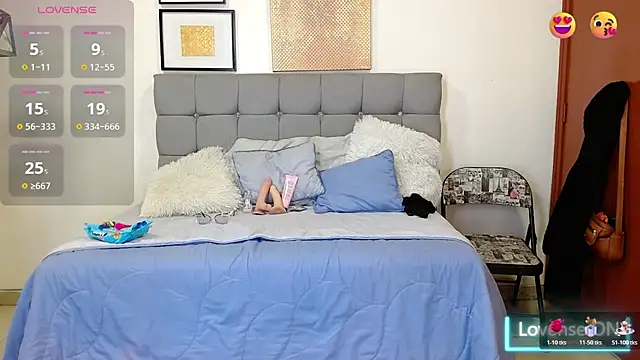  naomi s online show from February 22, 1:53 pm