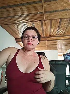 Snapshot of zulaija_masih chatting on June 2, 5:26 pm zulaija masih online show from June 2, 5:26 pm