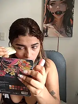 Snapshot of Lyra-Richter chatting on October 1, 3:40 pm Lyra-Richter online show from October 1, 3:40 pm