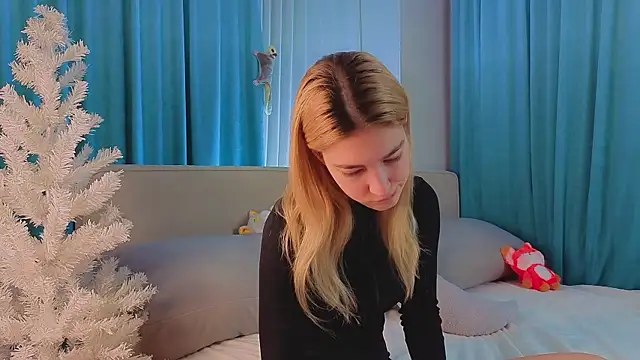 AngelicRice online show from December 18, 11:27 am