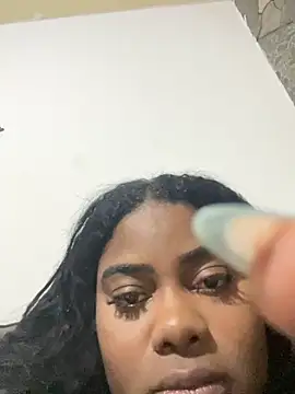 Snapshot of LunaSthena chatting on October 24, 2:30 am LunaSthena online show from October 24, 2:30 am