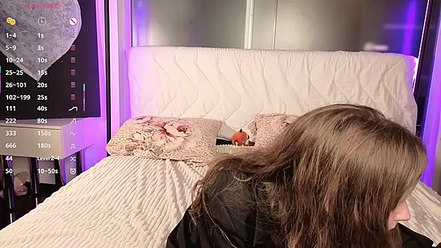 Snapshot of DongMolt chatting on September 23, 6:11 pm DongMolt online show from September 23, 6:11 pm