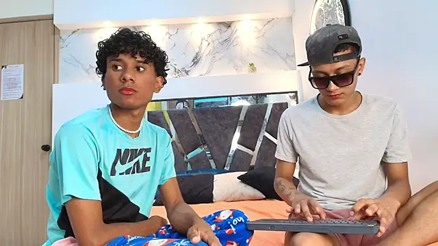 YOUNGS GUYS online show from September 12, 7:47 pm