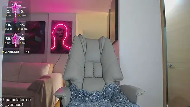  veenus online show from April 3, 10:52 pm