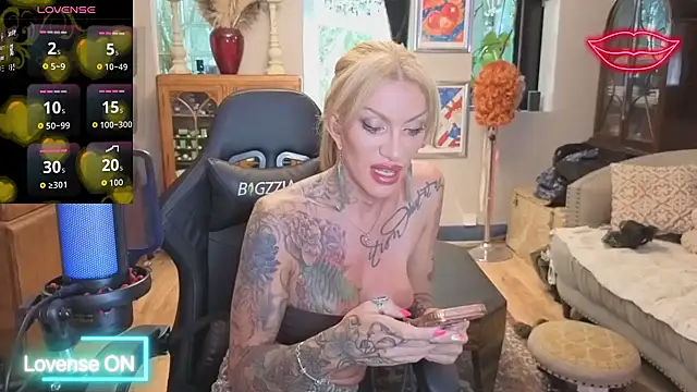 xl uk top trans online show from June 24, 11:42 am