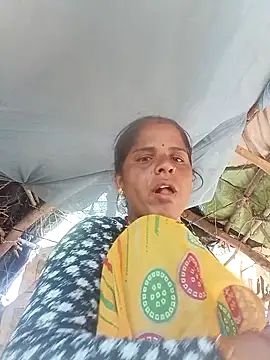 Snapshot of Sapna_cutt chatting on September 17, 5:53 am Sapna cutt online show from September 17, 5:53 am