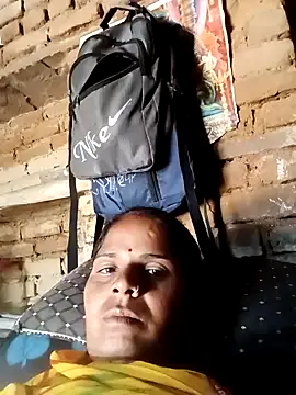 Snapshot of Sapna_cutt chatting on October 12, 4:11 am Sapna cutt online show from October 12, 4:11 am