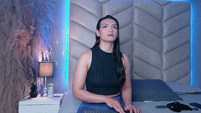 samiradoll online show from October 5, 4:00 am