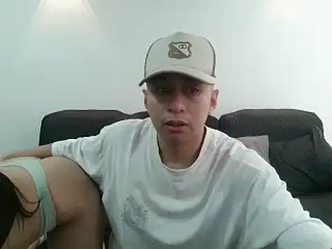 eros walker online show from September 24, 8:01 pm