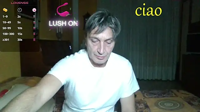 Snapshot of lattediyak chatting on December 16, 12:04 am lattediyak online show from December 16, 12:04 am