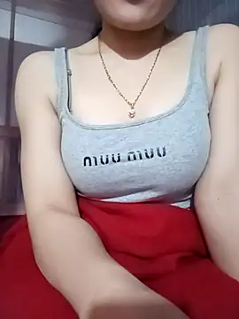 Snapshot of LucyyLy chatting on December 19, 11:50 am LucyyLy online show from December 19, 11:50 am