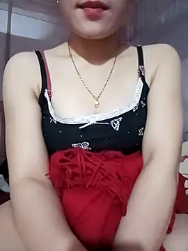 Snapshot of LucyyLy chatting on December 22, 3:36 am LucyyLy online show from December 22, 3:36 am