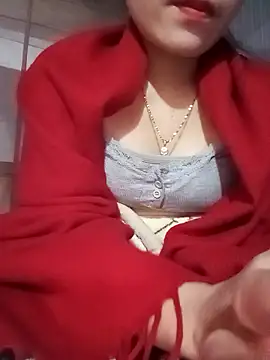 Snapshot of LucyyLy chatting on January 9, 12:19 pm LucyyLy online show from January 9, 12:19 pm