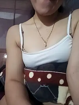 Snapshot of LucyyLy chatting on January 16, 11:58 am LucyyLy online show from January 16, 11:58 am