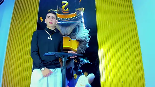 Dante Brown1  online show from December 14, 3:56 am