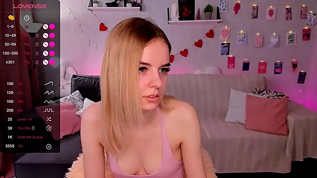 LillianShine online show from March 12, 2:18 am