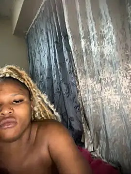 Snapshot of houseforsex chatting on October 8, 8:50 pm houseforsex online show from October 8, 8:50 pm