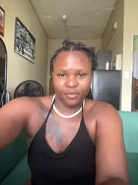 Snapshot of houseforsex chatting on December 22, 1:41 pm houseforsex online show from December 22, 1:41 pm
