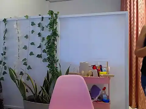 Snapshot of Manuela_lara_ chatting on September 15, 2:50 pm Manuela lara online show from September 15, 2:50 pm