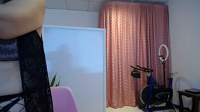 Snapshot of Manuela_lara_ chatting on November 21, 2:38 pm Manuela lara online show from November 21, 2:38 pm