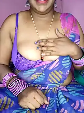 Snapshot of Bhoomi_kannada2 chatting on September 24, 4:10 pm Bhoomi kannada2 online show from September 24, 4:10 pm