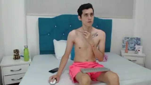 LuigiMarchetti online show from February 27, 7:58 pm