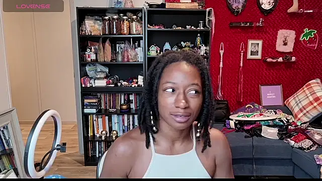 Snapshot of MarleyAquafina chatting on October 6, 12:35 pm MarleyAquafina online show from October 6, 12:35 pm