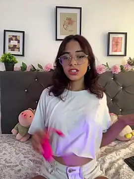 Snapshot of Im_Lyan chatting on November 14, 4:28 pm Im Lyan online show from November 14, 4:28 pm