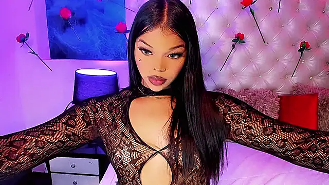 Snapshot of Valeria_Swett_ chatting on February 13, 9:22 pm Valeria Swett online show from February 13, 9:22 pm