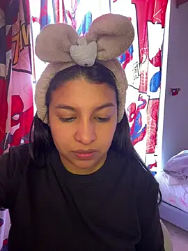  Chloe Smith online show from July 14, 4:02 pm