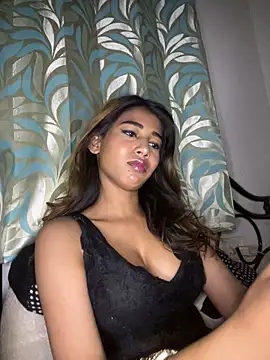 STRIP GLOW online show from February 20, 9:26 pm