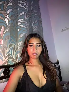 STRIP GLOW online show from March 18, 6:22 pm